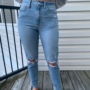American Eagle Mom Jeans